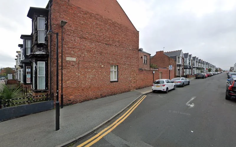 N & N Dental Group - Dentist in Sunderland