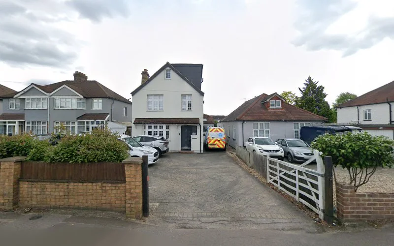 Yearley Diane - Dental clinic in Epsom