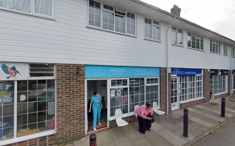 Mr Jens-uwe Buchholz - Dentist in Arundel