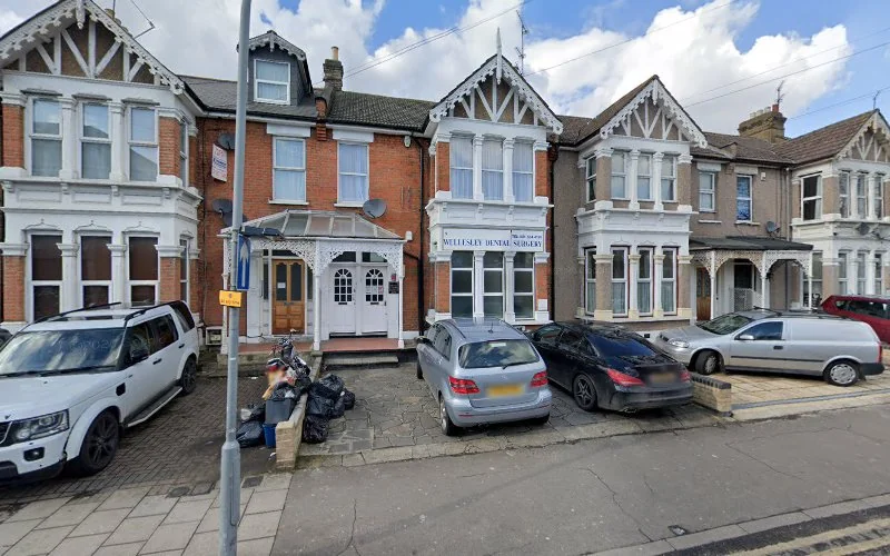 Wellesley Dental Surgery - Dental clinic in Ilford