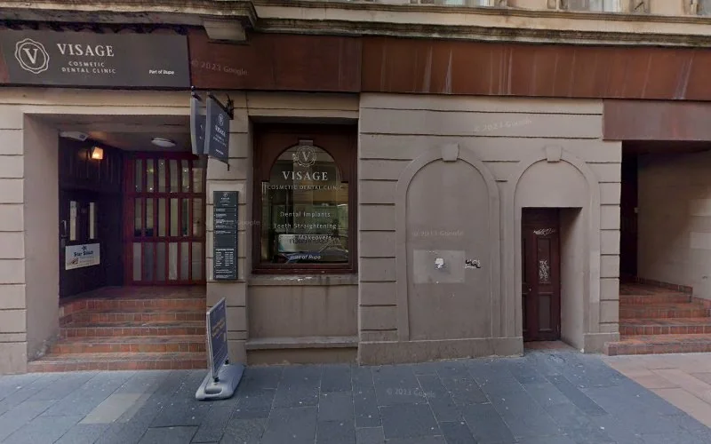 Precision Dentistry Glasgow: Dr Attiq Rahman - Cosmetic dentist in Glasgow