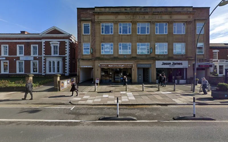 Shai M - Dentist in Southport