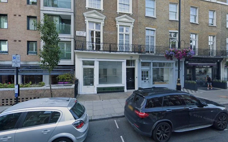 Pullen Dr G C - Dentist in London