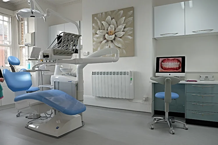 Boundary Implant Centre - Dentist in Hove