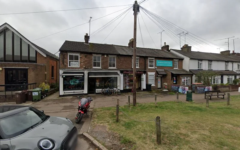 Laszlo Dr John - Dentist in Harpenden