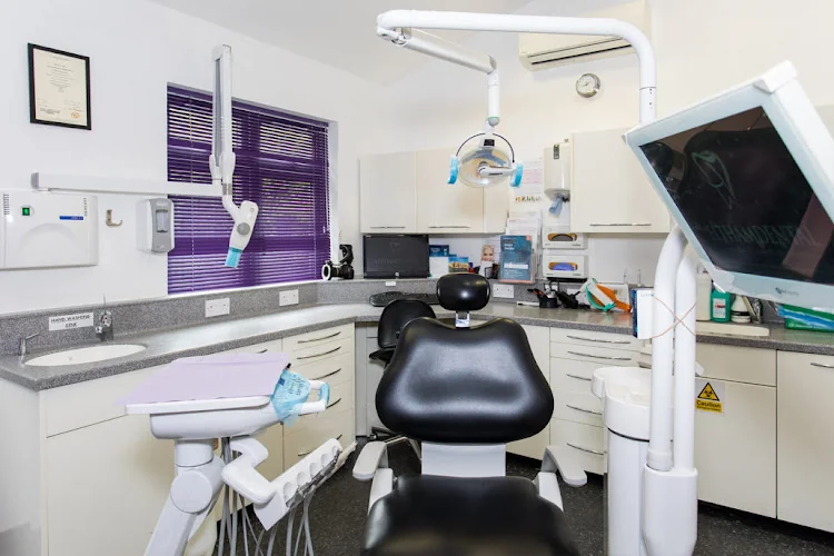Eltham Dental & Implant Practice - Dental clinic in London