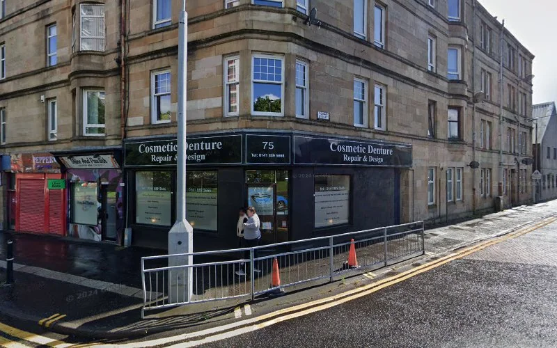 cosmetic denture repair and design - Dental laboratory in Paisley