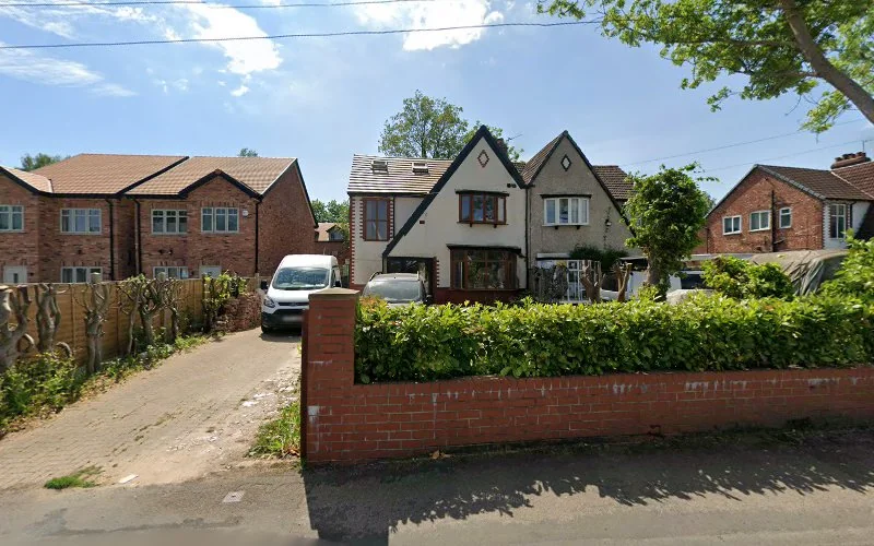 Strass S - Dental clinic in Cheadle