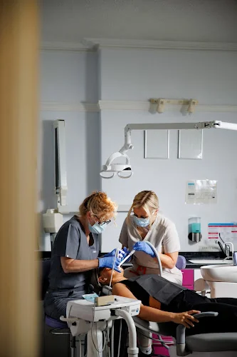 Mumbles Dental House - Dentist in Swansea