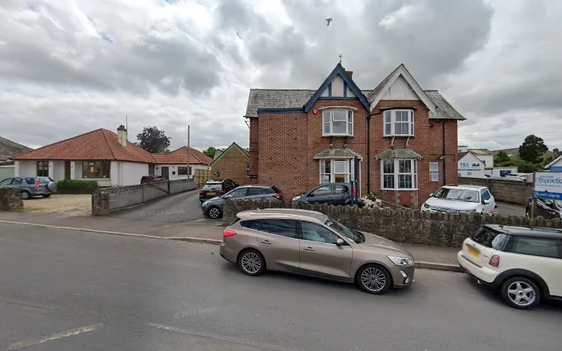 Dr Zol - Excellence in Dentistry - Dentist in Barnstaple