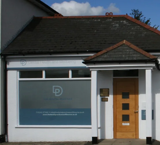 The Dental and Implant Clinic Southbourne - Dentist in Emsworth