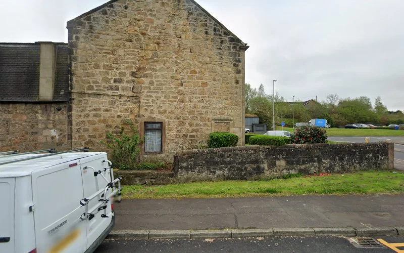 Dentist Douglas Beattie - Dental clinic in Denny