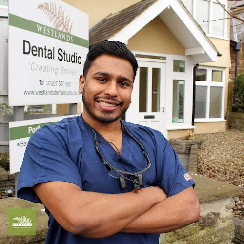 Westlands Dental Studio - Dental clinic in Durham