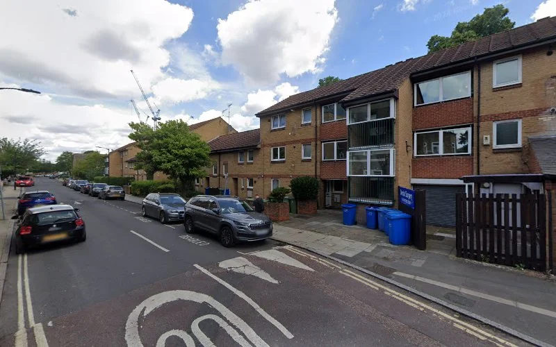 Colegrove Dental Surgery - Dentist in London