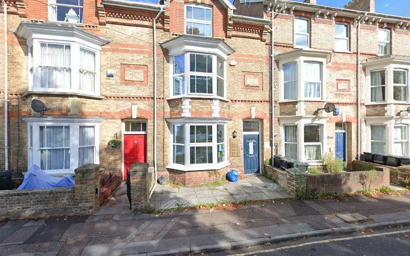 Dr Dominic Rossiter - Dental clinic in Taunton