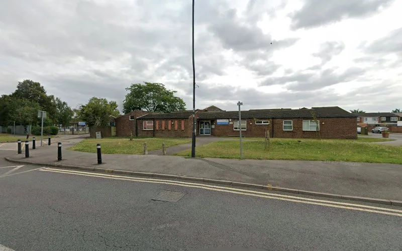 Community Dental Clinic - Dentist in Slough