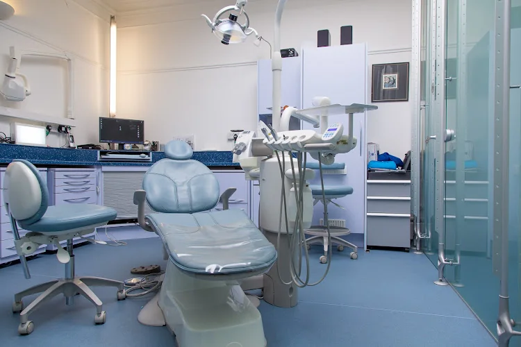 Upper Berkeley Dental Care - Dentist in London