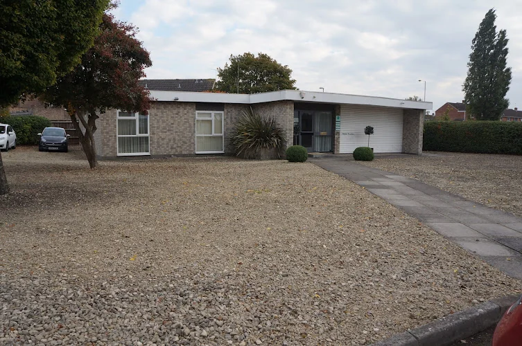 Mayhew Dental - Dental clinic in Swindon