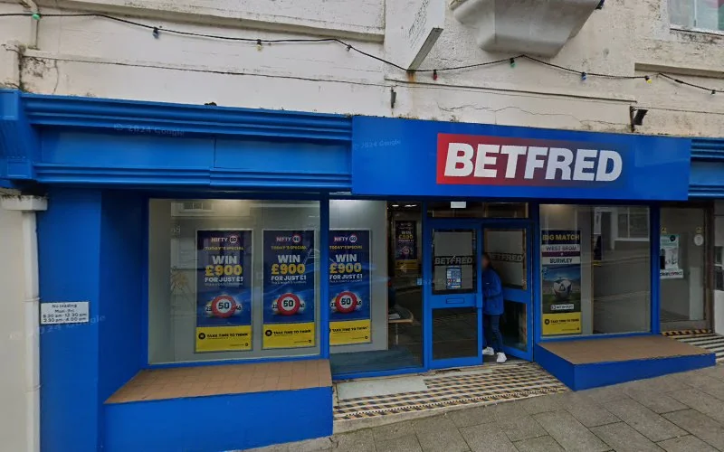 Mr R L Anderson - Helston Dental Practice Partnership - Dentist in Helston