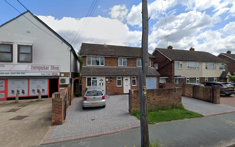 Sudhakar Papineni - Dental clinic in Chelmsford