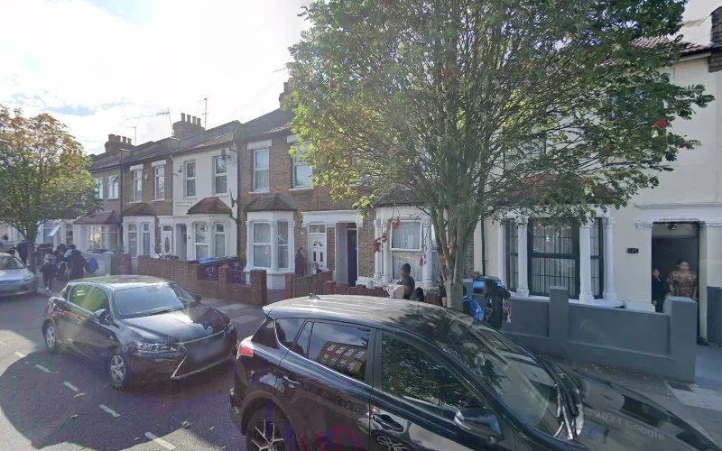 Dental Practise - Dental hygienist in London