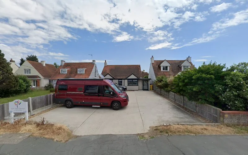 Elm Tree Dental Surgery - Dental clinic in Frinton-on-Sea