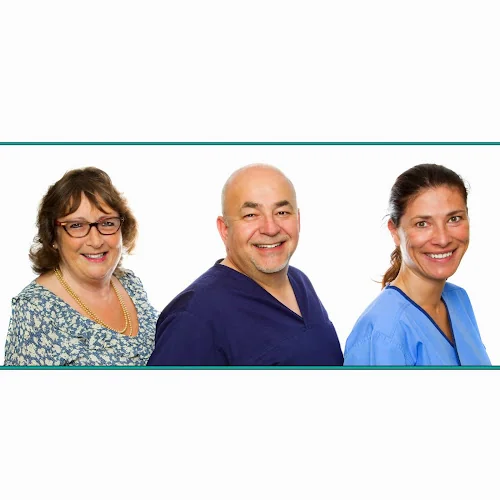 Arundel Dental Care and Implant Clinic - Dentist in Arundel