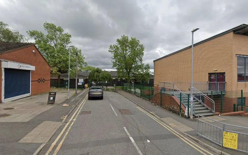 S D S - Hanley Health Centre - Dental clinic in Stoke-on-Trent