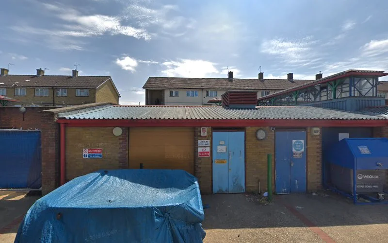 Kapoor Dr M - Dental clinic in Hemel Hempstead