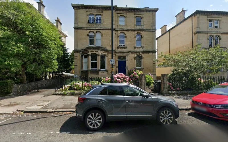 Gunnery C M - Dental clinic in Bristol