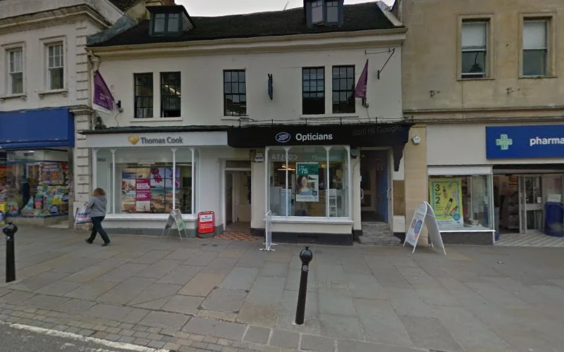 Owen R M J - Dental clinic in Chippenham