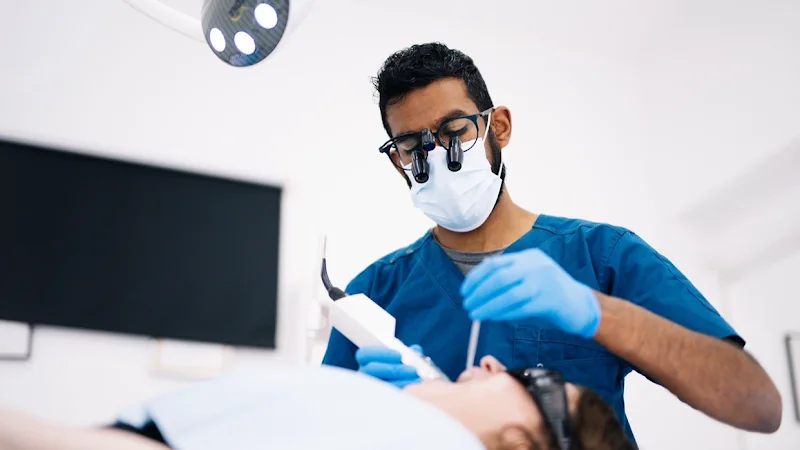 Dr Rick Morgan - Dentist in London