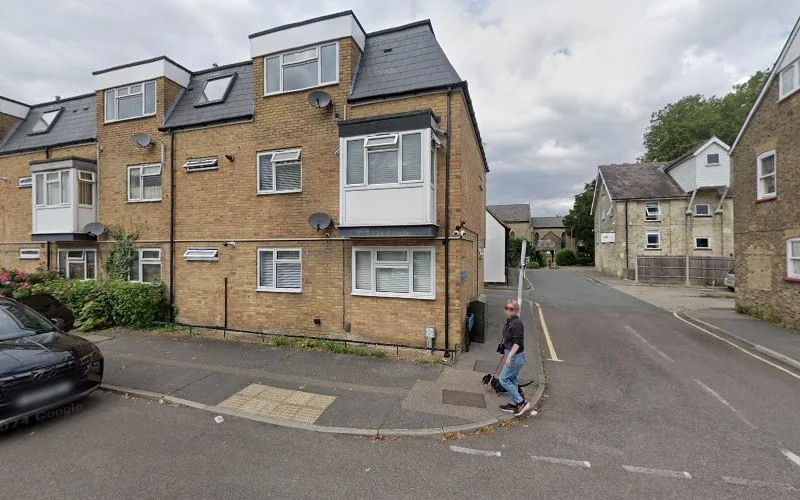 Low Cost Teeth Whitening MK - Teeth whitening service in Harlow