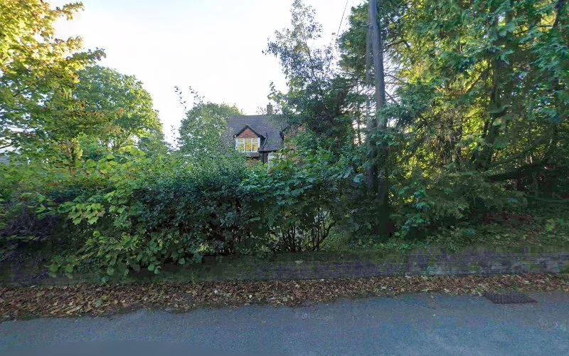 Mr V V Belur - Dentalign Orthodontics LLP (Wokingham) - Dentist in Wokingham