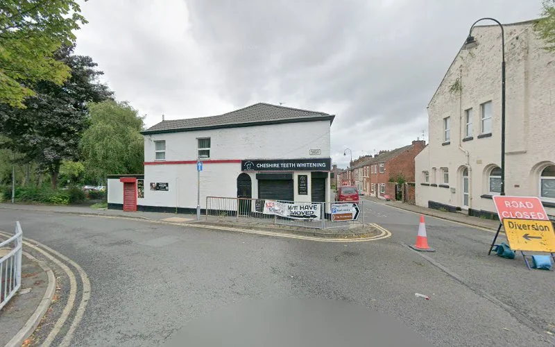 Cheshire Teeth Whitening - Dentist in Runcorn