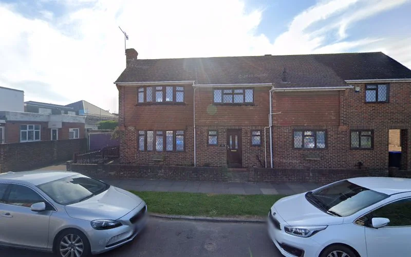 Bethune John S - Dental clinic in Lancing