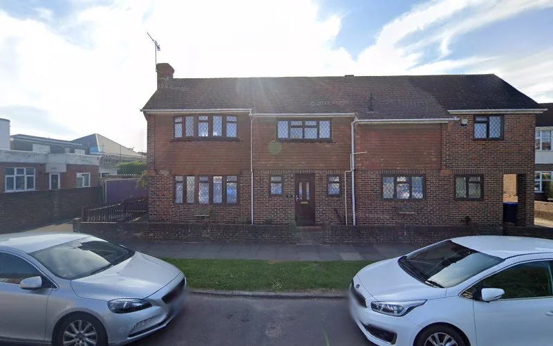 Dr M Seifouri - Seifouri Mehrdad - Dentist in Lancing