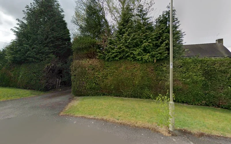 Lawrence D - Dental clinic in Liphook