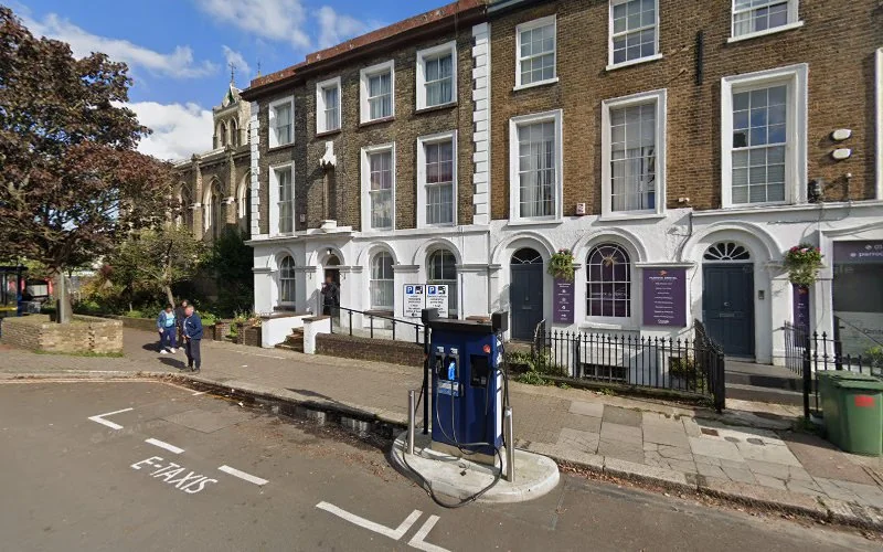 Kaizen Dental Implants Centre - Dental implants periodontist in Gravesend