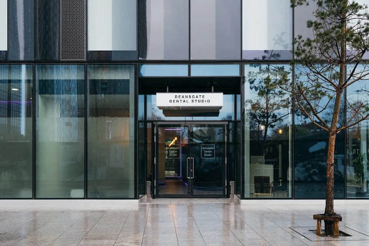 Deansgate Dental Studio - Dental clinic in Manchester