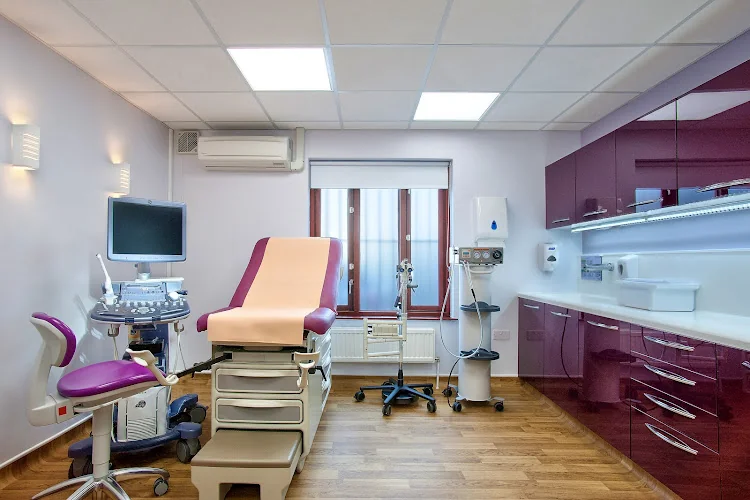 polski lekarz dentysta dermatolog pediatra ginekolog internista londyn - Paediatric Dentist in Croydon