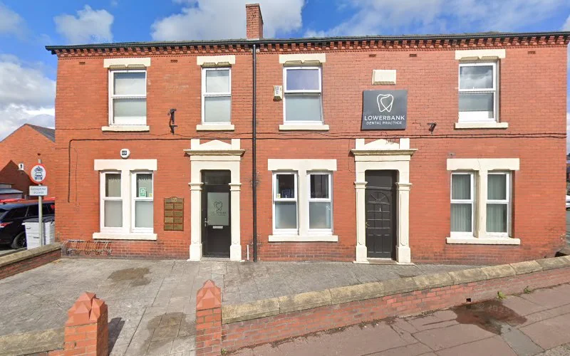 Ovenden A P - Dental clinic in Leyland