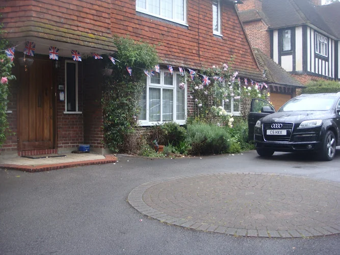 Howell Hill Dental Cosmetic & Implant Practice - Dental clinic in Epsom