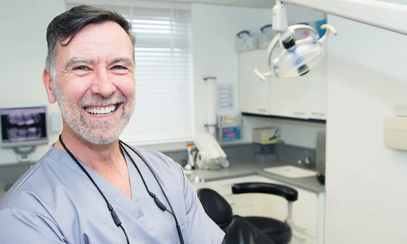 Cahill Dental & Implant Clinic - Dental clinic in Bolton