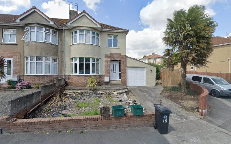 Pears R - Dental clinic in Bristol