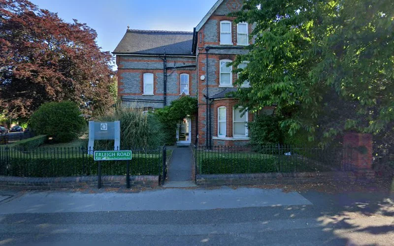 Harper Louise Catherine - Dentist in Reading