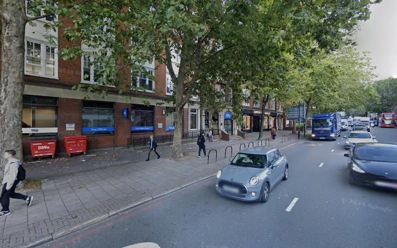 Dr Clear Aligners London - Orthodontist in London