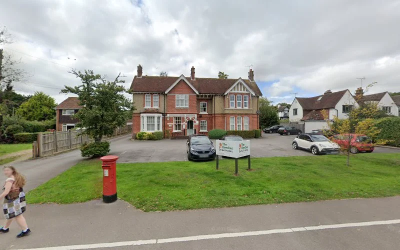 Molyneaux D - Dental clinic in Waterlooville