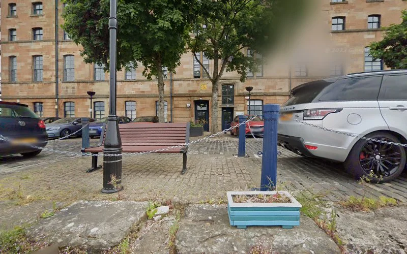 The white box dental - Cosmetic dentist in Glasgow