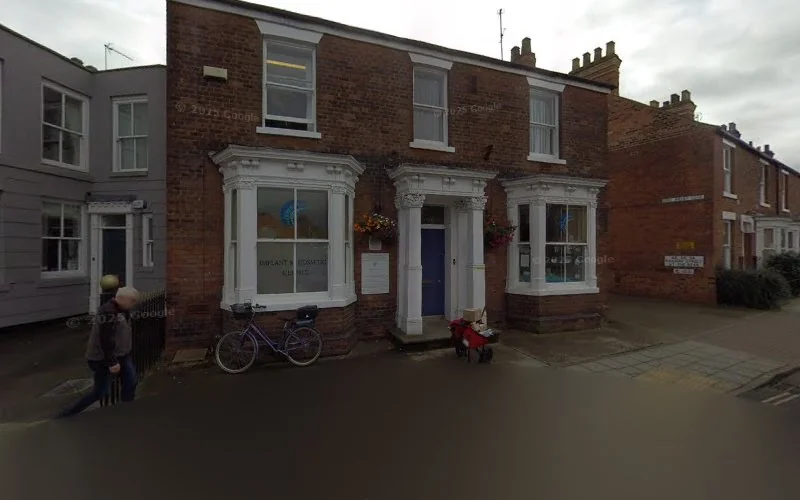 Spence Jason - Dental clinic in Beverley